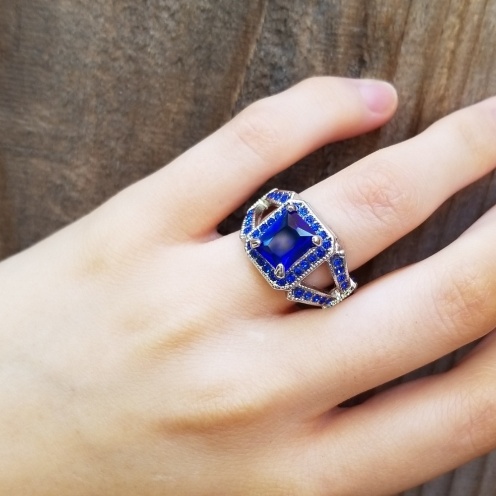 New Blue Elegant Wedding Ring - Picture 6 of 8